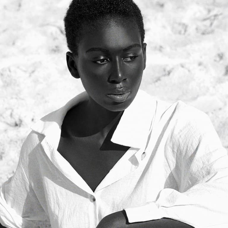 Portrait of a woman.