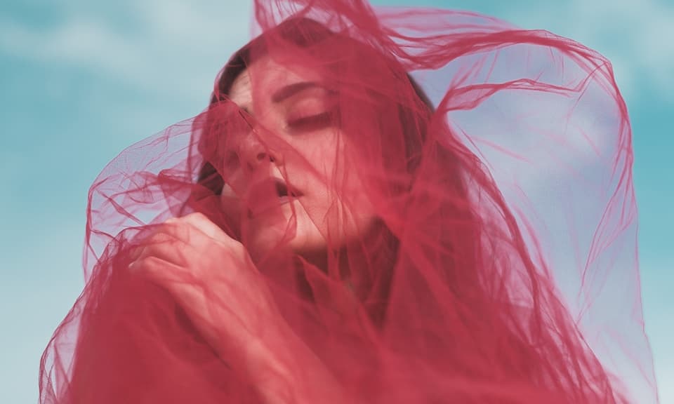 Portrait of a woman.