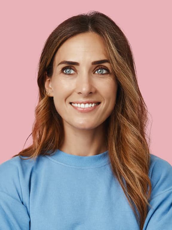 Portrait of a woman.